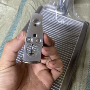 Van tiết lưu giàn lạnh đời mới ( không ren ) HW380 V7G QKFH-3505