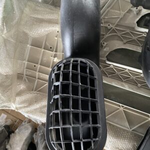 Ống nhựa dưới cổ hút sau cabin T7H/440HP