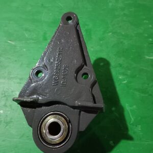 Giá đỡ nhíp trước phía sau A7 & SITRAK